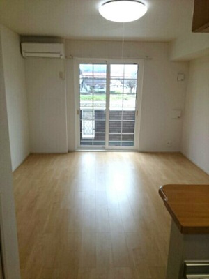 【居間・リビング】 | サンリット・ガーデンⅠ