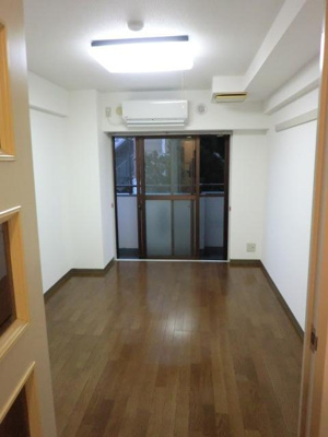 【居間・リビング】 | ビエント宮崎台 | 居室、リビング