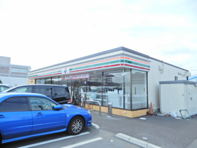 セブンイレブン厚木下荻野北店まで400ｍ