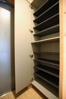 【収納】 | ソシエ東長崎 | 靴入