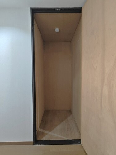 ダイアパレス東別院第２の収納|廊下の物入