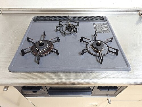 ダイアパレス東別院第２の設備|3口ガスコンロ