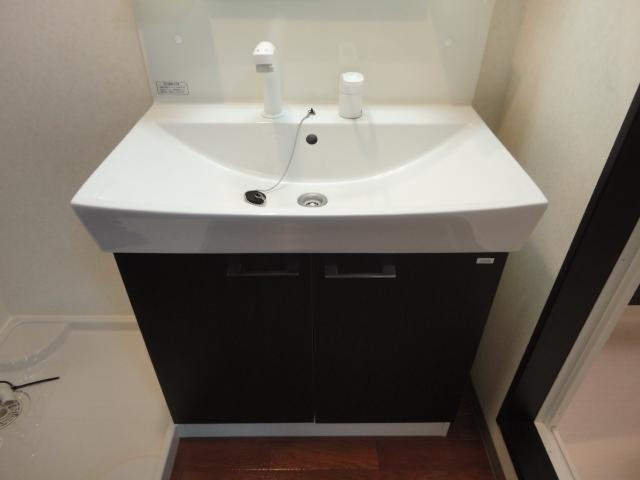 メゾンドガスパール名駅の洗面所|洗髪洗面化粧台