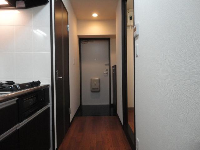 メゾンドガスパール名駅の玄関|玄関