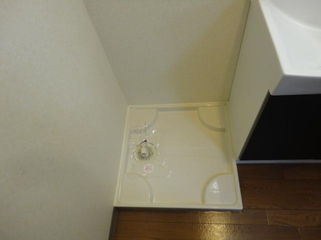 メゾンドガスパール名駅のその他|洗濯機置場