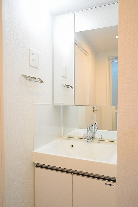 ステージファースト蔵前Ⅱアジールコートの洗面所