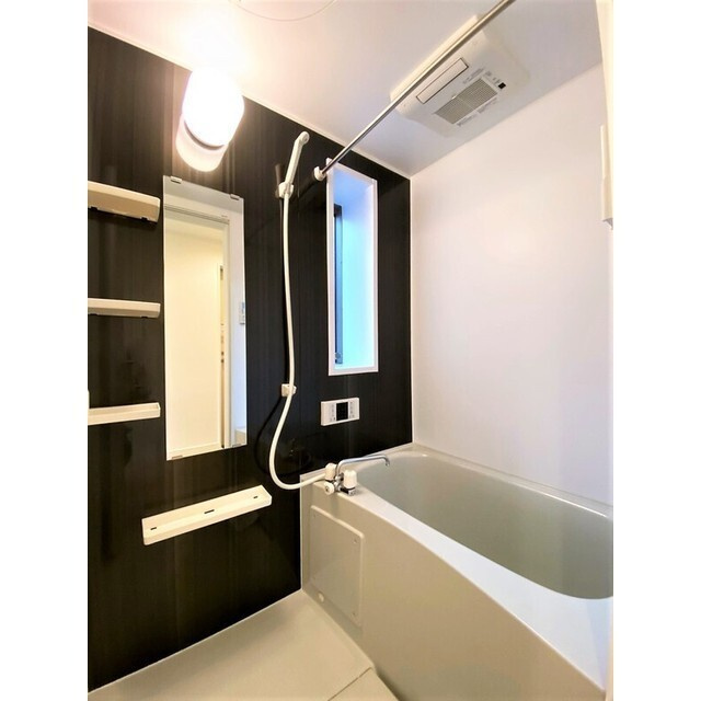 ヒルズ小倉の浴室