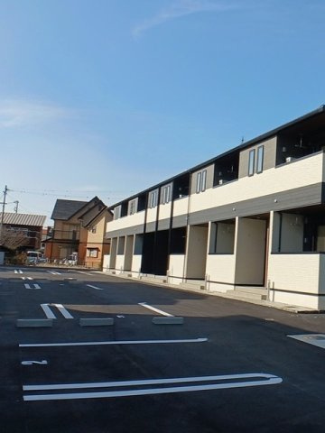 クラール有本の駐車場