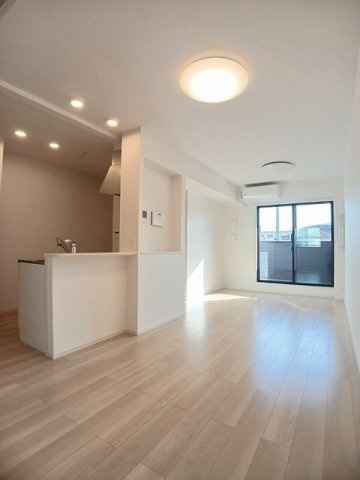 クラール有本の居間・リビング