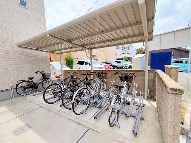 クレイノピノワール三津屋北のその他