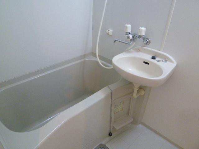 ボナールサトミの浴室