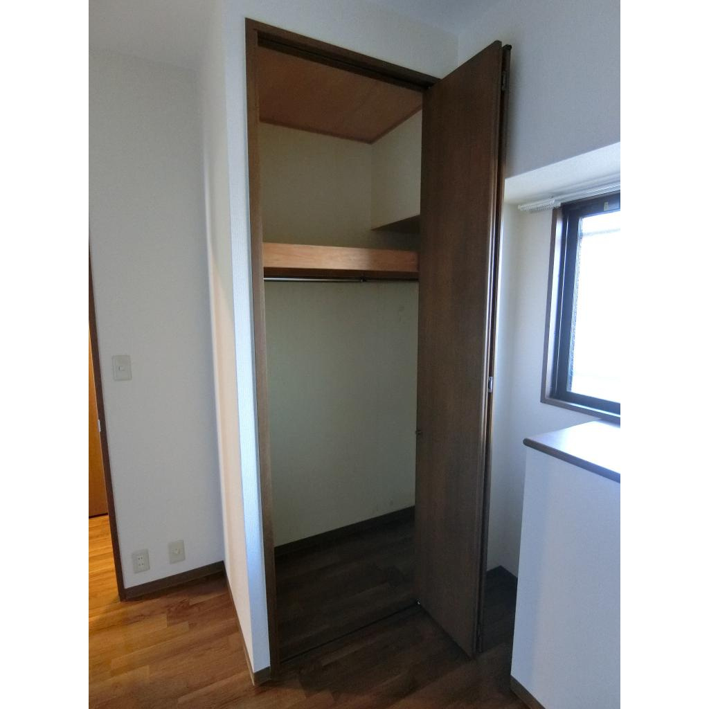 メゾンドーム三軒家の収納