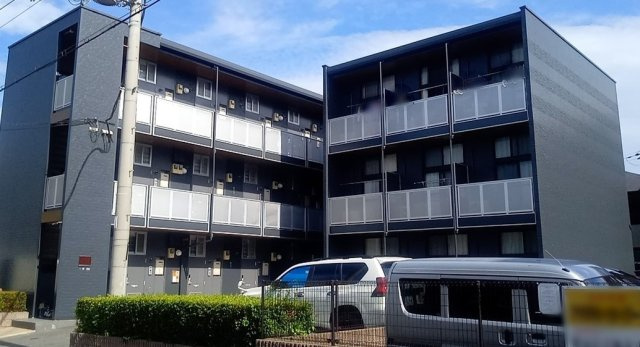 レオパレススプルースの外観