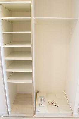 リブリ・白山EASTのその他