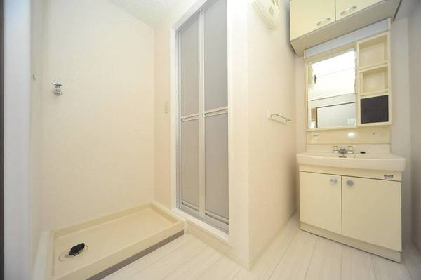 ビレッジハウス川井宿3号棟の洗面所|ビレッジハウスの同一物件・同一タイプの間取りの写真です