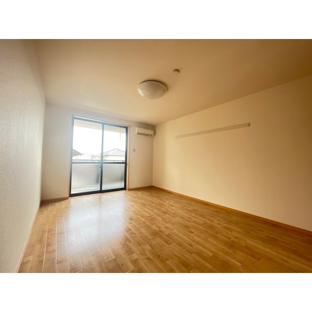 Ｆｏｒｅｓｔ　Ｖｉｌｌａの居間・リビング|リビング