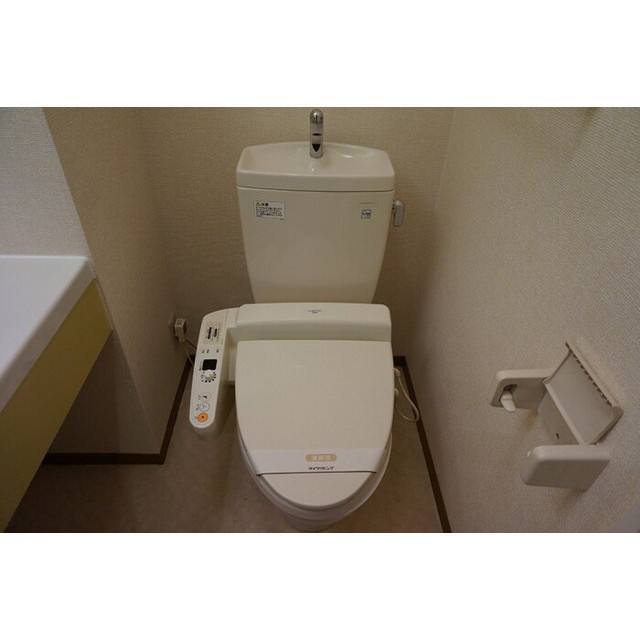 各務原市蘇原野口町２丁目のアパートのトイレ