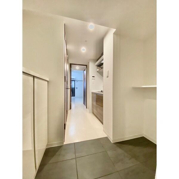 S-RESIDENCE一宮駅前の玄関