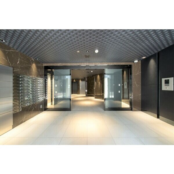 S-RESIDENCE一宮駅前のロビー