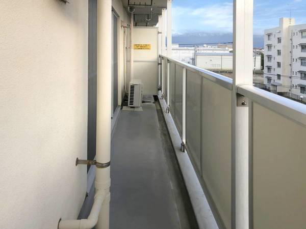 ビレッジハウス富山北4号棟のバルコニー|ビレッジハウスの同一物件・同一タイプの間取りの写真です