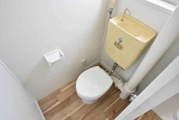 ビレッジハウス富山北4号棟のトイレ|ビレッジハウスの同一物件・同一タイプの間取りの写真です