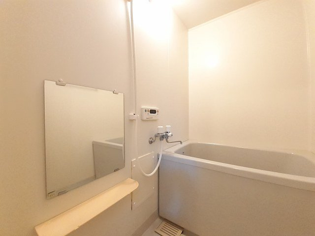 ヴィラ・アンジェＢの浴室|お風呂です