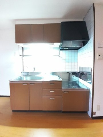 メゾン・アンソレイエⅢのキッチン|使いやすいキッチンです