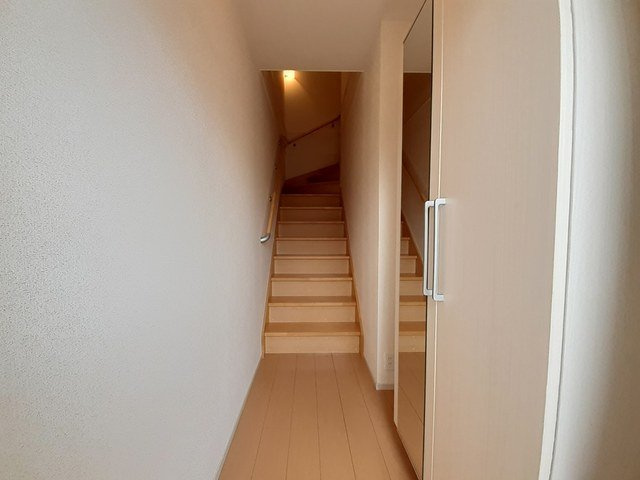 グランＭＩＫＩ手屋の玄関|明るい玄関です