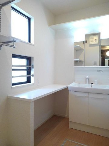 オリオン　リヴィエール　Ｌの洗面所|忙しい朝には欠かせない洗面所です