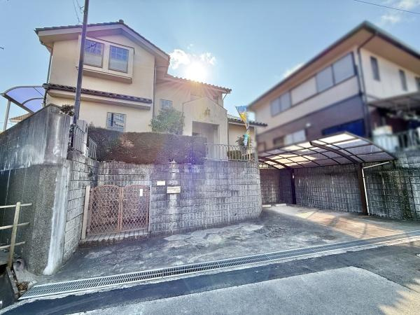 【その他】 | 当物件についてはリフォーム中の為、見学日程を別途営業担当よりお電話で調整させて頂くことがございます。
予めご了承くださいませ。