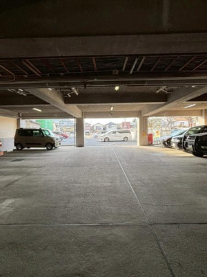 【駐車場】 | リレント谷塚