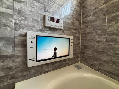 【その他】 | ●越谷市赤山町一丁目・戸建● | 【お風呂のリラックスタイムに、大画面のTVで癒されてはいかがでしょう】