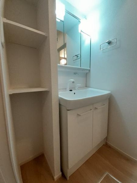 カメリアロッサ　２の洗面所