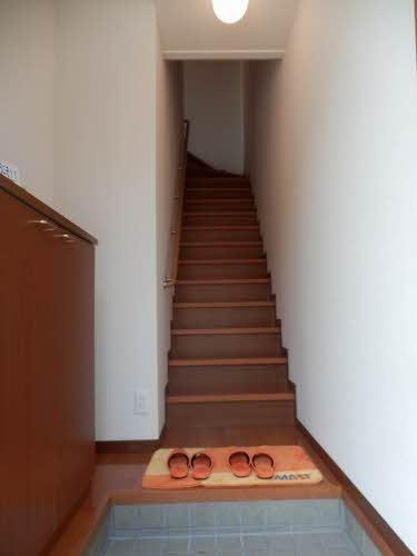 シャーメゾンJUNO　D棟の玄関