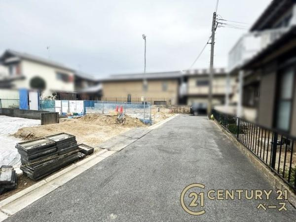 リーブルガーデン東九条町 ／新築一戸建の前面道路含む現地写真|■現地撮影写真■前面道路は広々約４ｍでお車の出し入れも楽々！