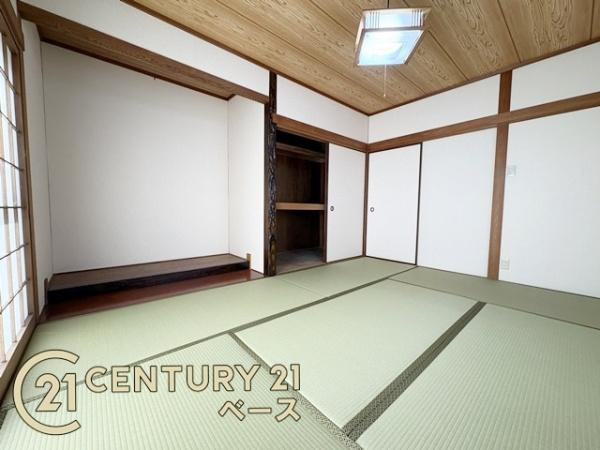 香芝市穴虫　一戸建の収納|■現地撮影写真■和室にも収納スペース完備！