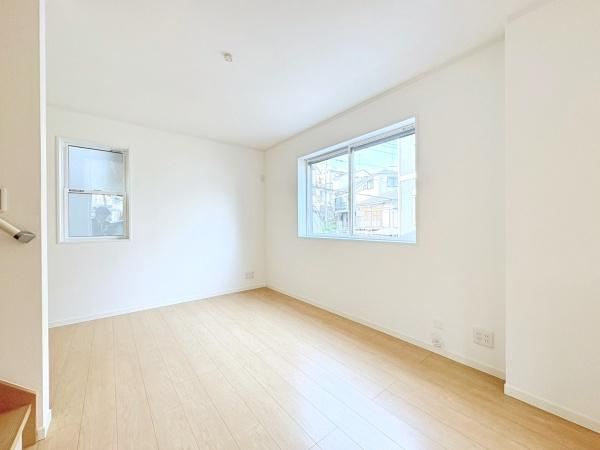 川崎市中原区井田２丁目の新築一戸建の居間・リビング