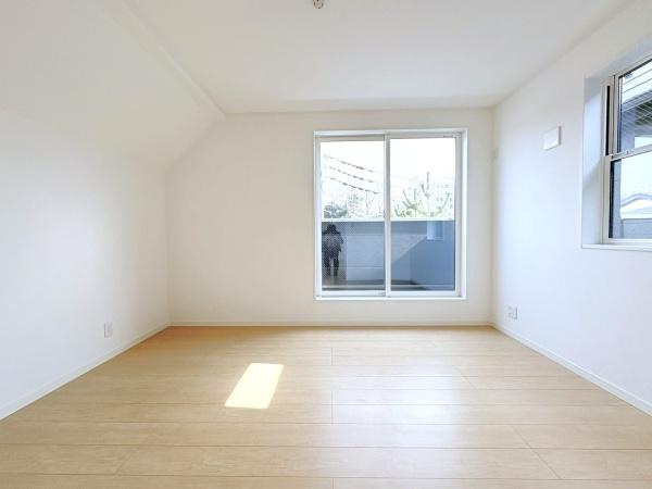 川崎市中原区井田２丁目の新築一戸建の洋室