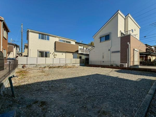 横浜市金沢区大道１丁目の新築一戸建の前面道路含む現地写真|ここから始まる「日常」はご家族にとって大切で貴重な時間。少しでも豊かに、少しでも快適に。これから先のお住まいをきっと支えてくれるはずです。
