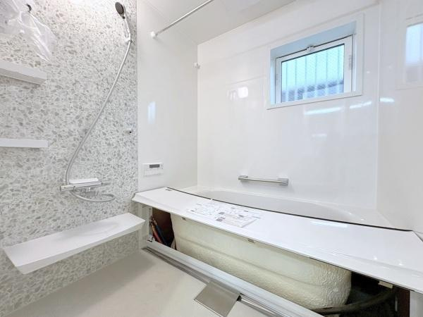 川崎市中原区井田２丁目の新築一戸建の浴室