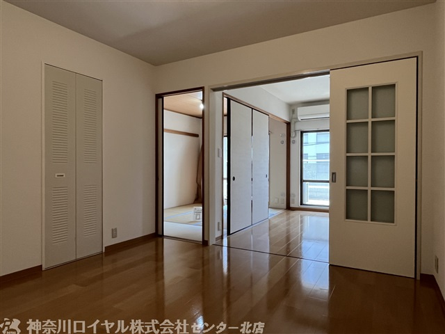 【居間・リビング】