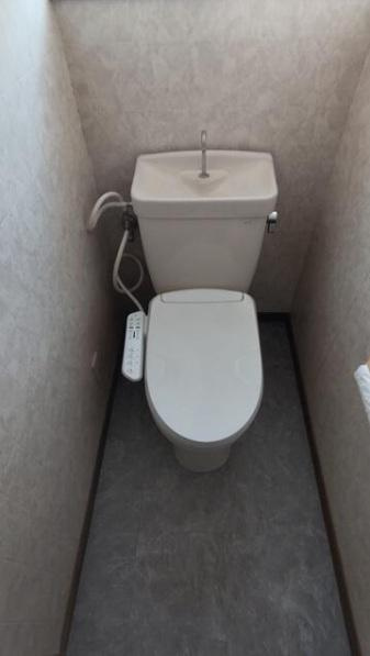 紀の川市後田　中古戸建のトイレ