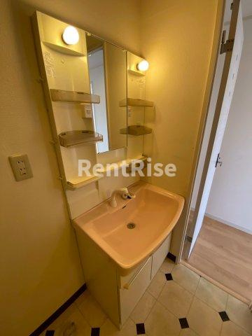 メゾン深山の洗面所