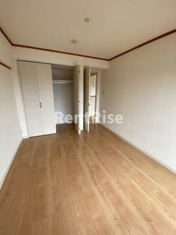 メゾン深山の居間・リビング