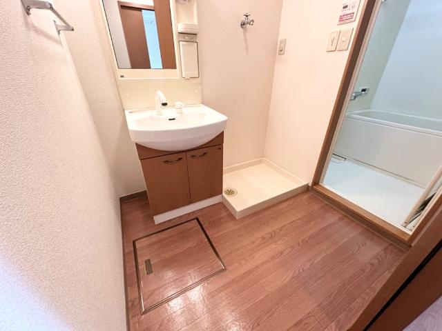 【洗面所】 | ソレイユ | 脱衣所