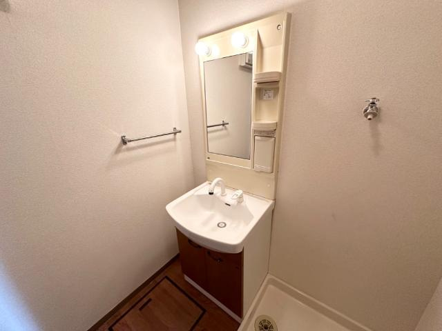 【洗面所】 | ソレイユ | 洗髪洗面化粧台