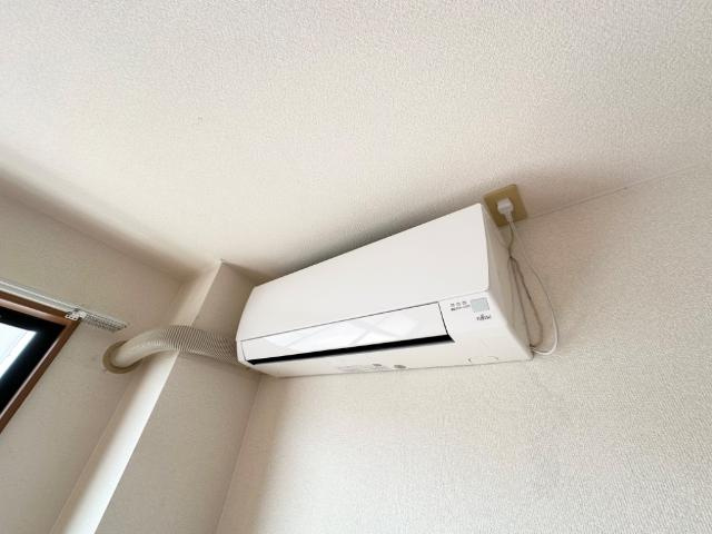 【設備】 | ソレイユ | エアコン