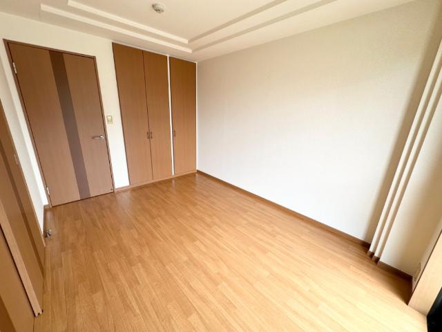 【内装】 | ソレイユ | 洋室