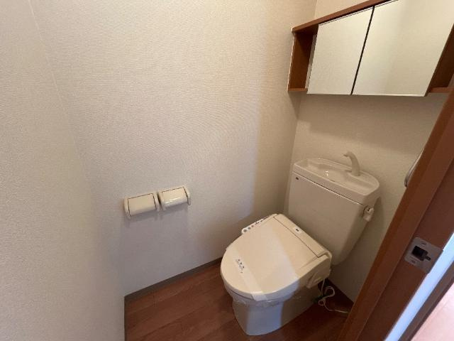 エスポア・パルティールのトイレ|シャワー付トイレ