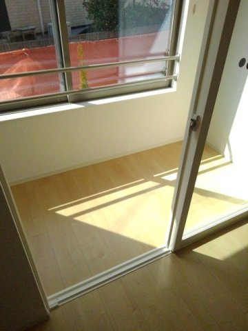 ＰＬＡＩＮ　萩原の内装